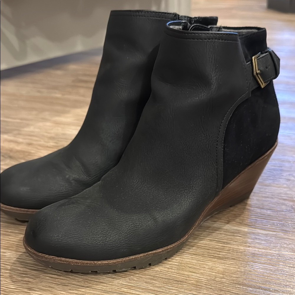 [EUC] Dr. Scholl’s Women's Black Ankle Boots - Size 8